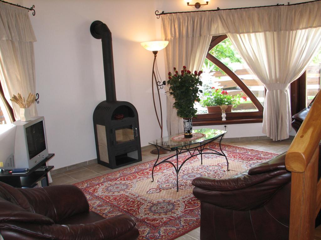 Hajdu Apartman 1. Hajdúszoboszló 外观 照片